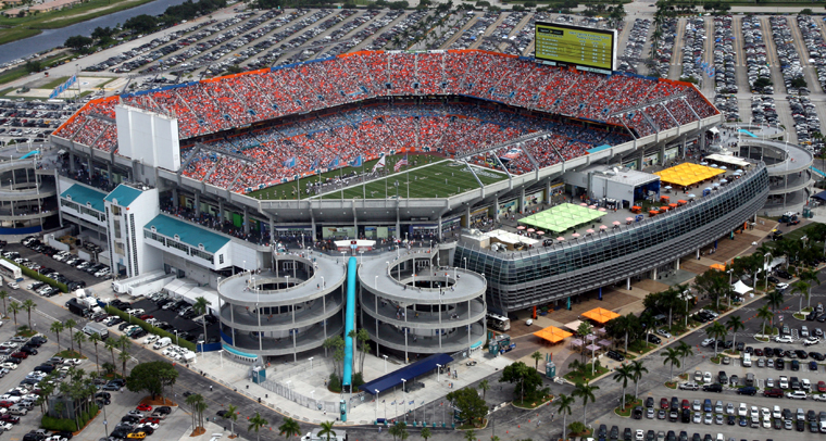 Sun Life Stadium (Miami Dolphins, 2001 Orange Bowl)  Miami dolphins  stadium, Sun life stadium, Miami dolphins